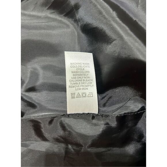 Roman's Women’s Black Floral Embroidered Bomber Zip-Up Jacket Size Medium 14/16 - Picture 8 of 10